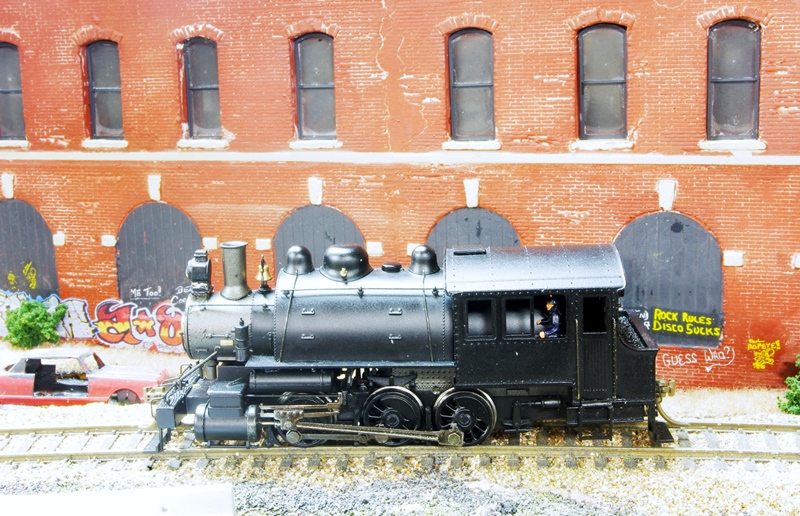 Model Railroad Miscellany: The Bachmann Spectrum 0-6-0T